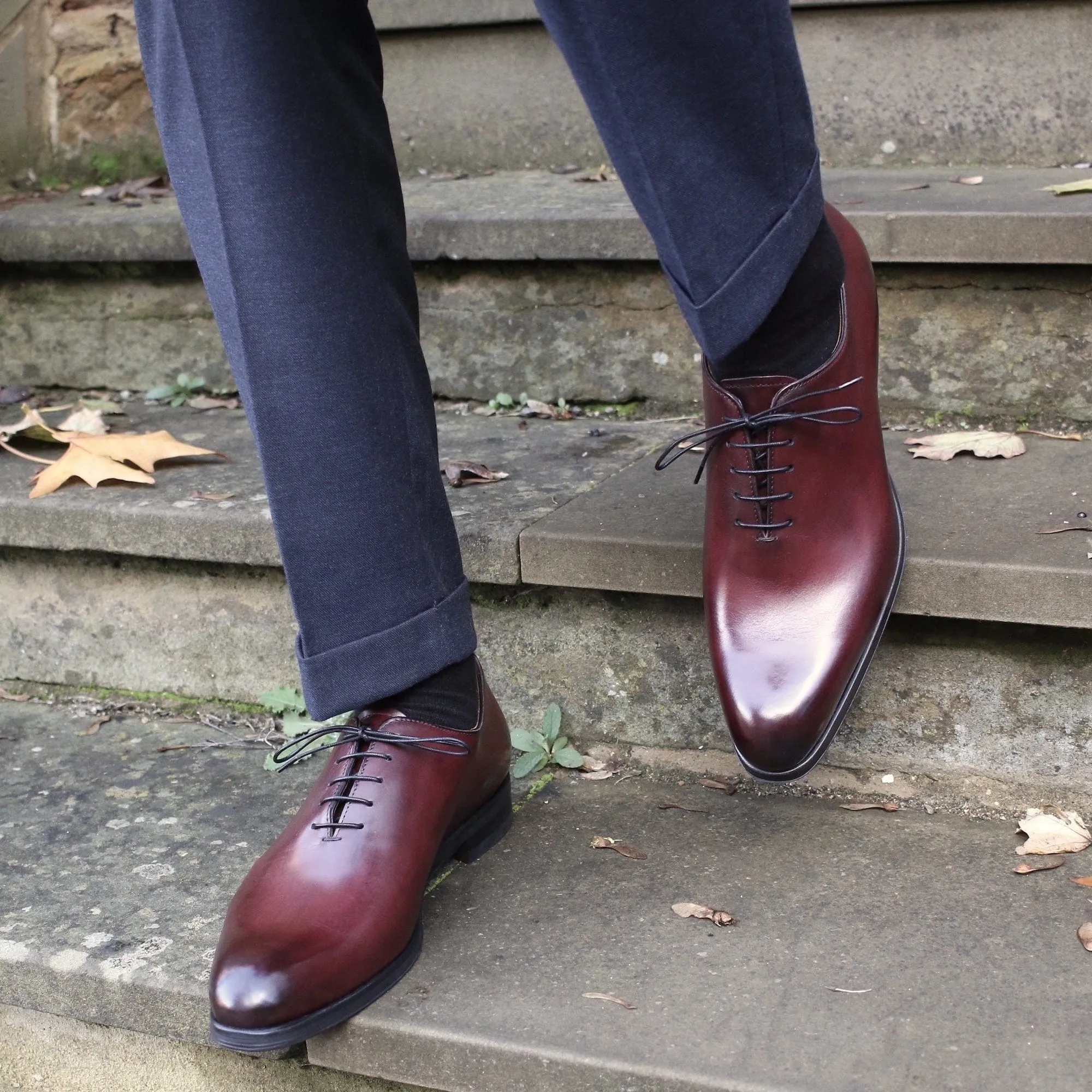 Camden Wholecut Oxford Oxblood